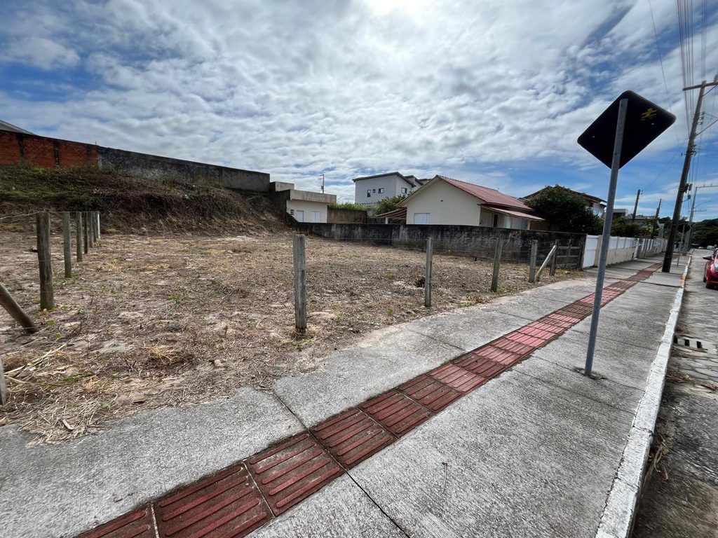 Terreno à Venda no Centro de Imbituba/SC — CENTRO, CENTRO/SC